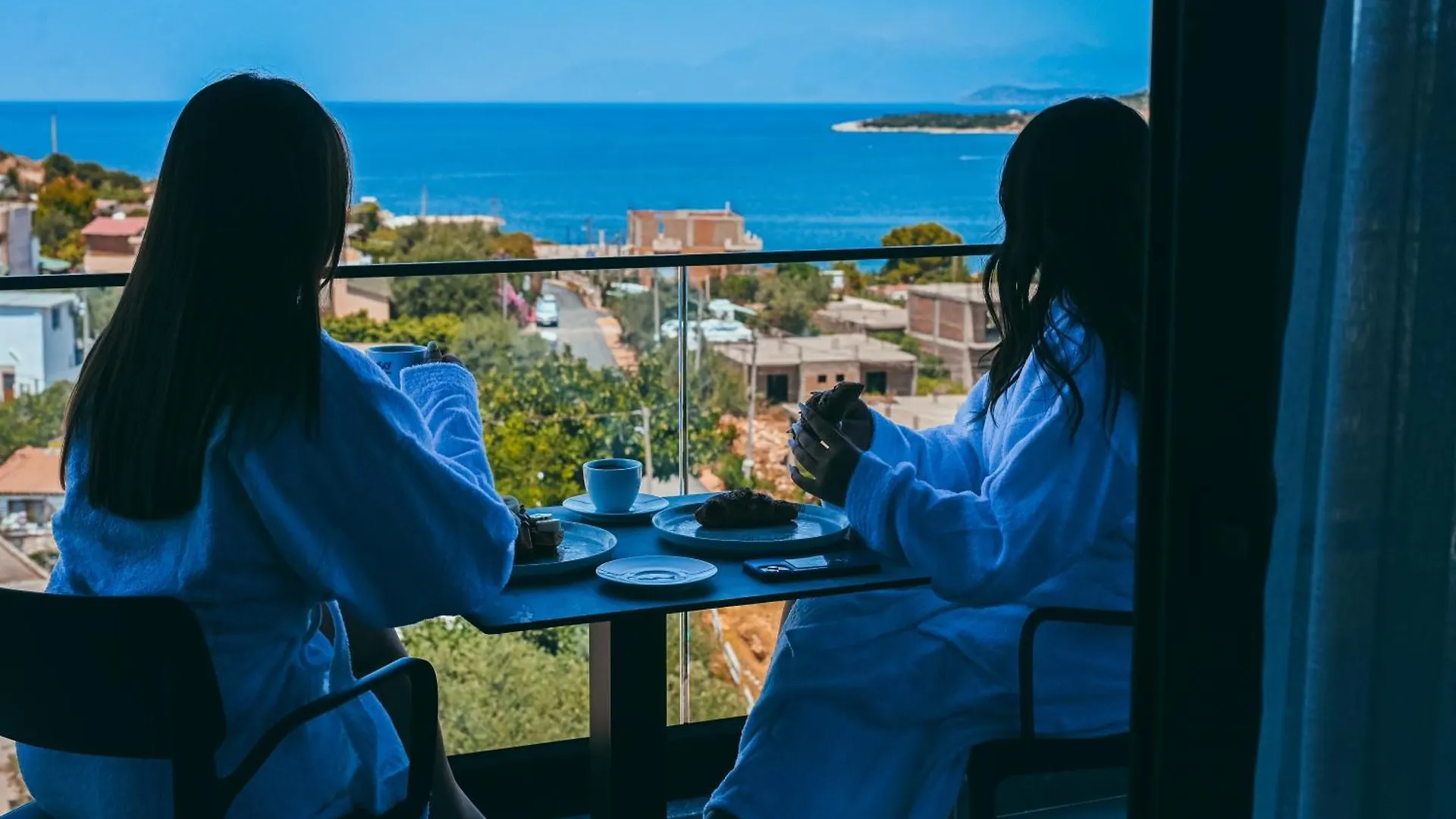 Monun Hotel Ksamil 4*,
