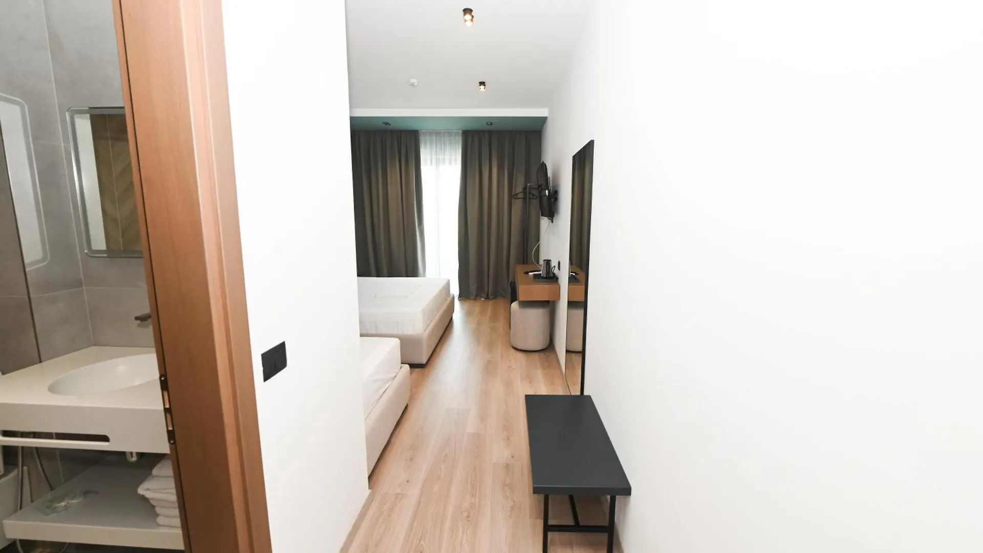 Monun Hotel Ksamil