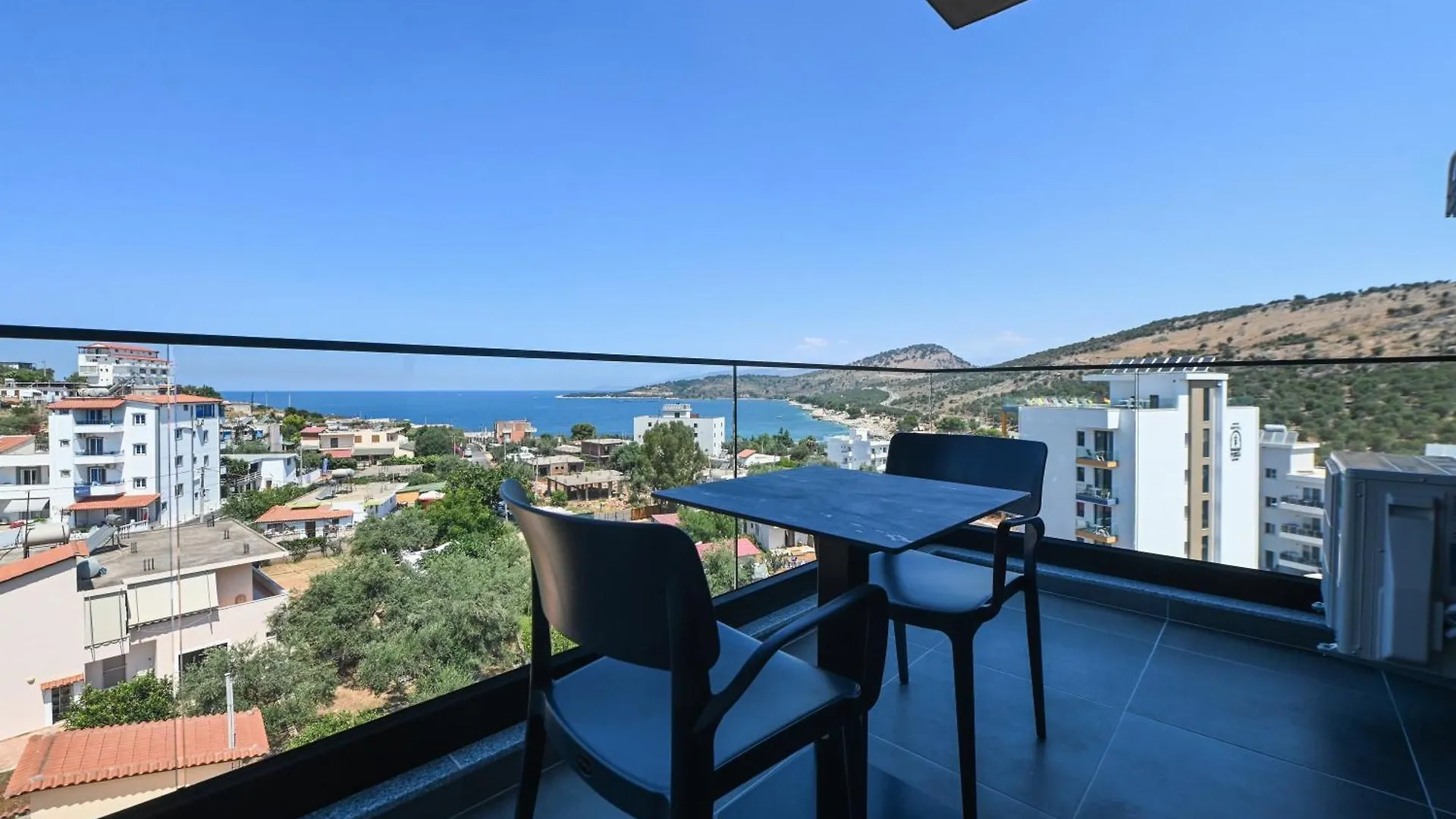 Monun Hotel Ksamil