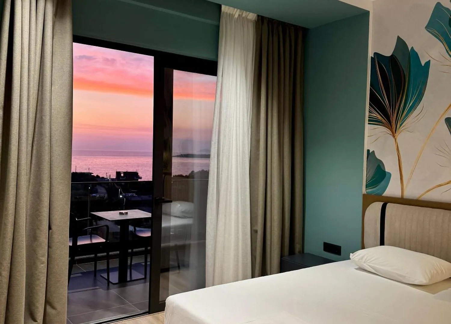 ****  Monun Hotel Ksamil Albania