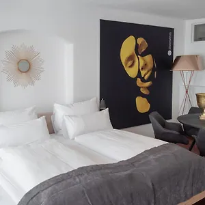 Ana Living Center By Arthotel Ana - Self-service-hotel Hotel Augusta